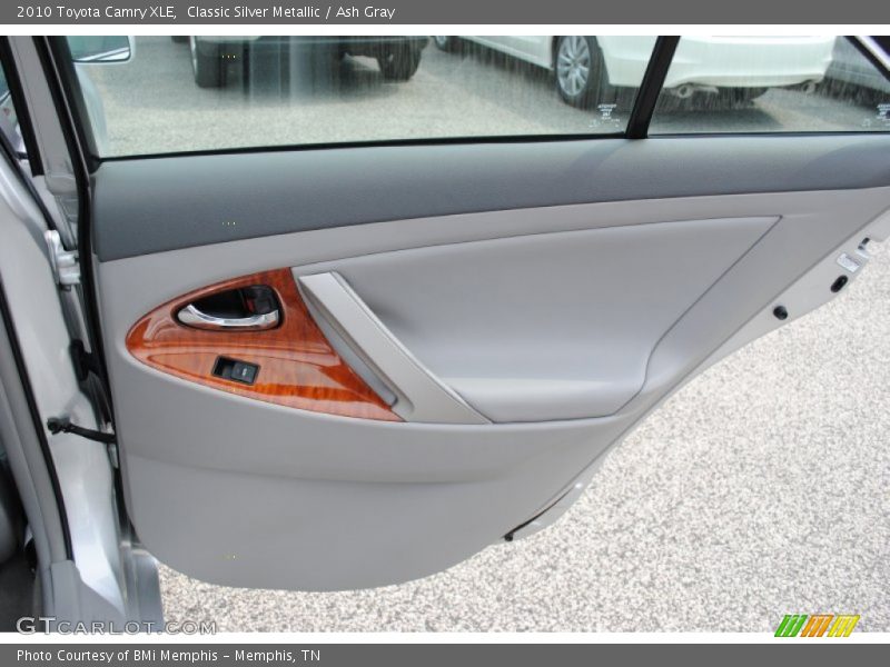 Classic Silver Metallic / Ash Gray 2010 Toyota Camry XLE