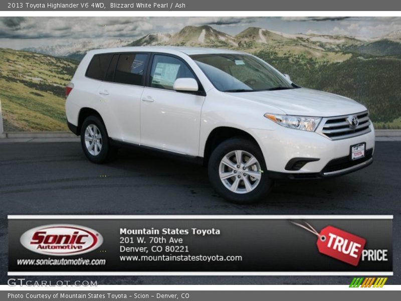 Blizzard White Pearl / Ash 2013 Toyota Highlander V6 4WD