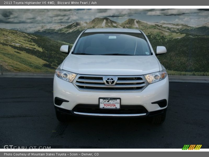 Blizzard White Pearl / Ash 2013 Toyota Highlander V6 4WD