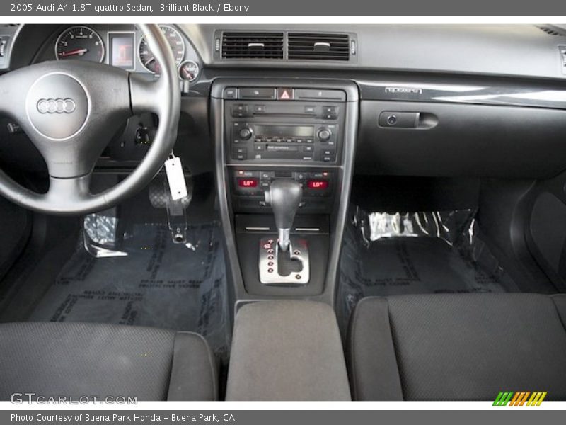 Brilliant Black / Ebony 2005 Audi A4 1.8T quattro Sedan