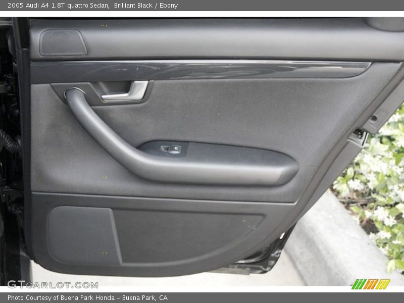 Brilliant Black / Ebony 2005 Audi A4 1.8T quattro Sedan