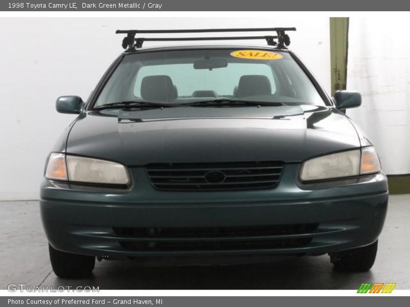 Dark Green Metallic / Gray 1998 Toyota Camry LE