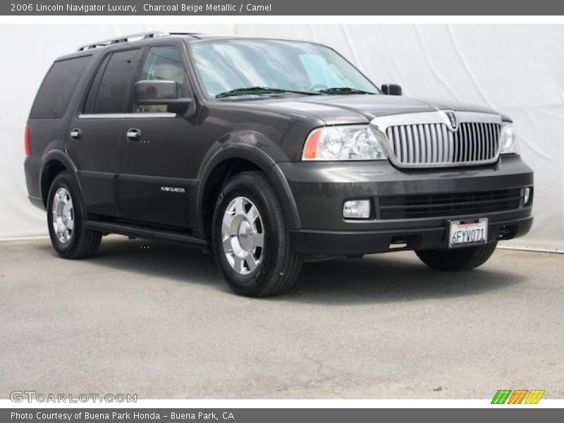 Charcoal Beige Metallic / Camel 2006 Lincoln Navigator Luxury