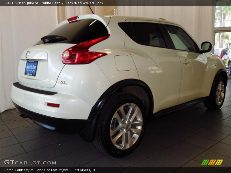 White Pearl / Black/Red w/Red Trim 2011 Nissan Juke SL