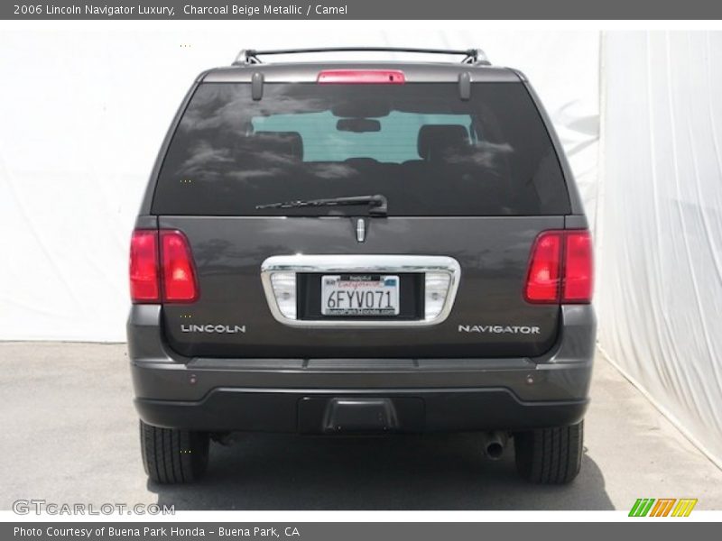 Charcoal Beige Metallic / Camel 2006 Lincoln Navigator Luxury