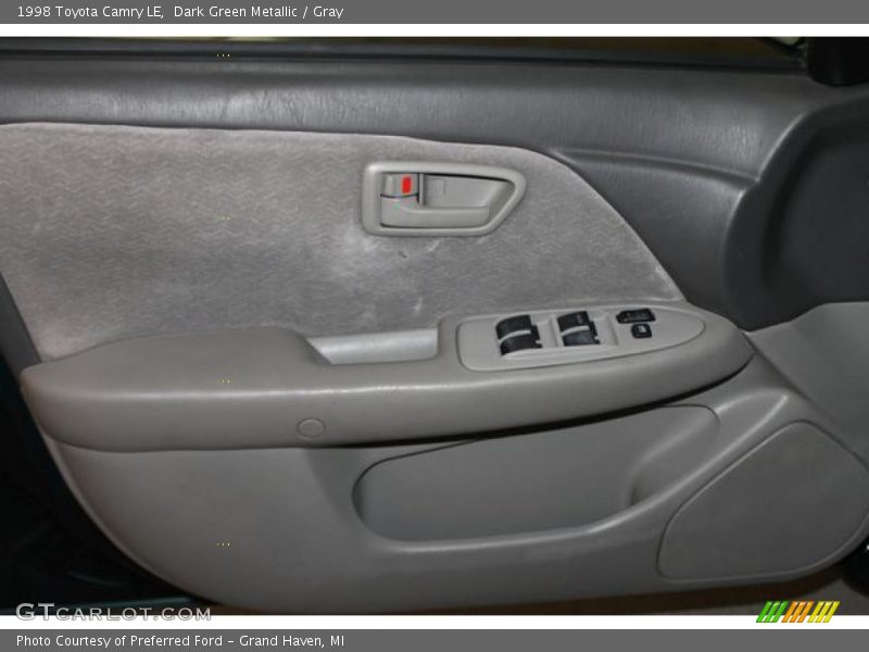 Dark Green Metallic / Gray 1998 Toyota Camry LE