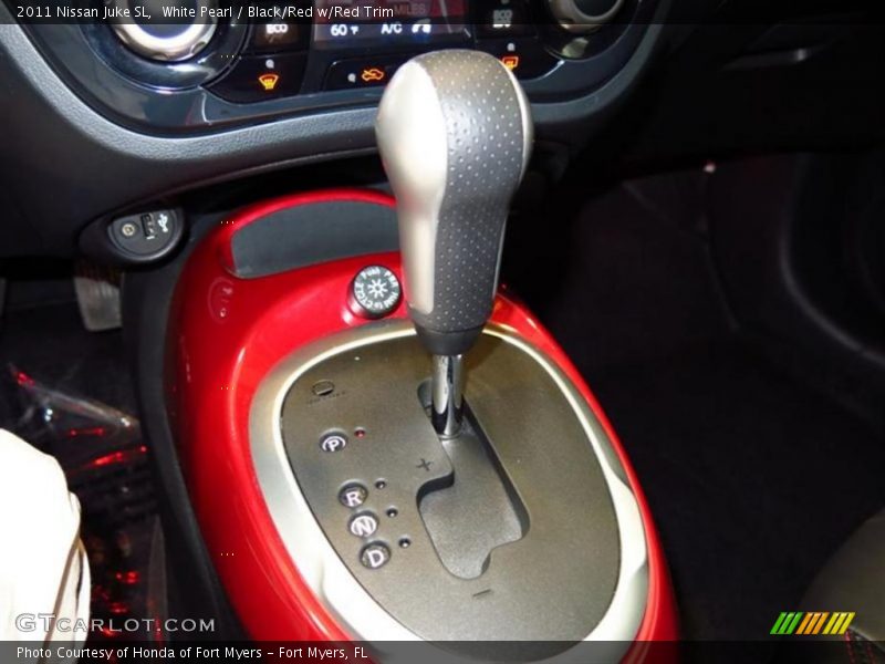 White Pearl / Black/Red w/Red Trim 2011 Nissan Juke SL