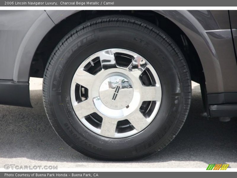 Charcoal Beige Metallic / Camel 2006 Lincoln Navigator Luxury
