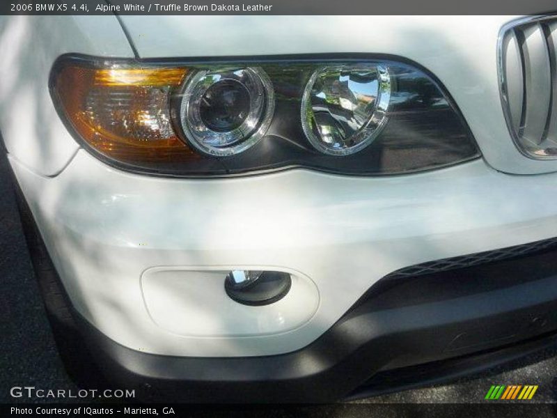 Alpine White / Truffle Brown Dakota Leather 2006 BMW X5 4.4i