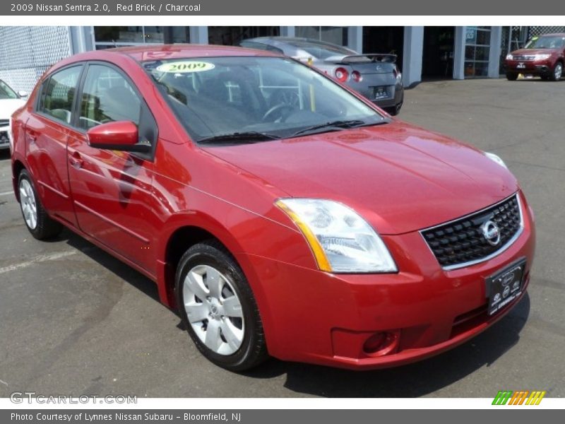 Red Brick / Charcoal 2009 Nissan Sentra 2.0