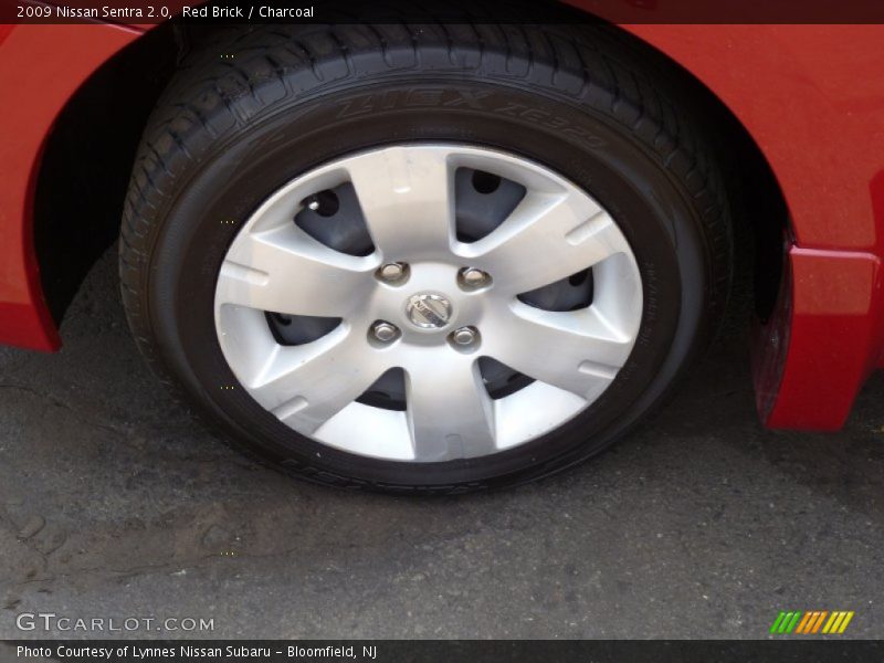 Red Brick / Charcoal 2009 Nissan Sentra 2.0