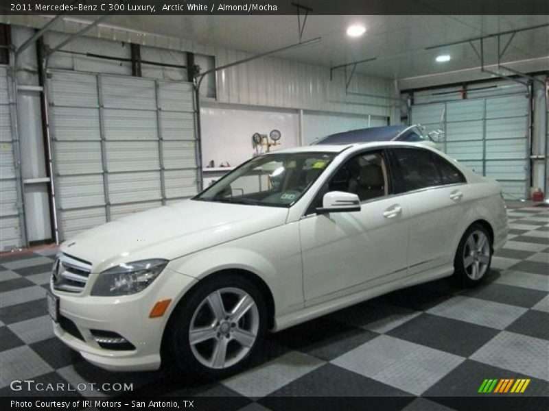 Arctic White / Almond/Mocha 2011 Mercedes-Benz C 300 Luxury