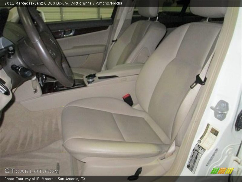 Arctic White / Almond/Mocha 2011 Mercedes-Benz C 300 Luxury