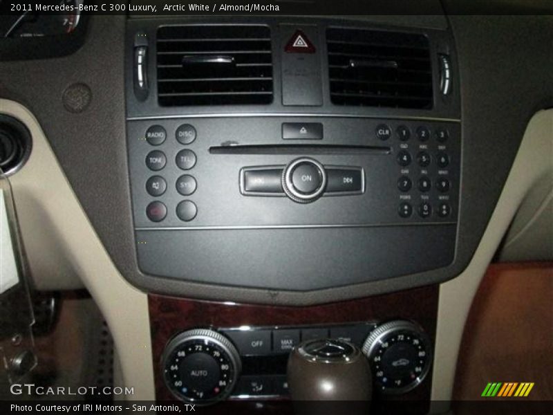 Arctic White / Almond/Mocha 2011 Mercedes-Benz C 300 Luxury