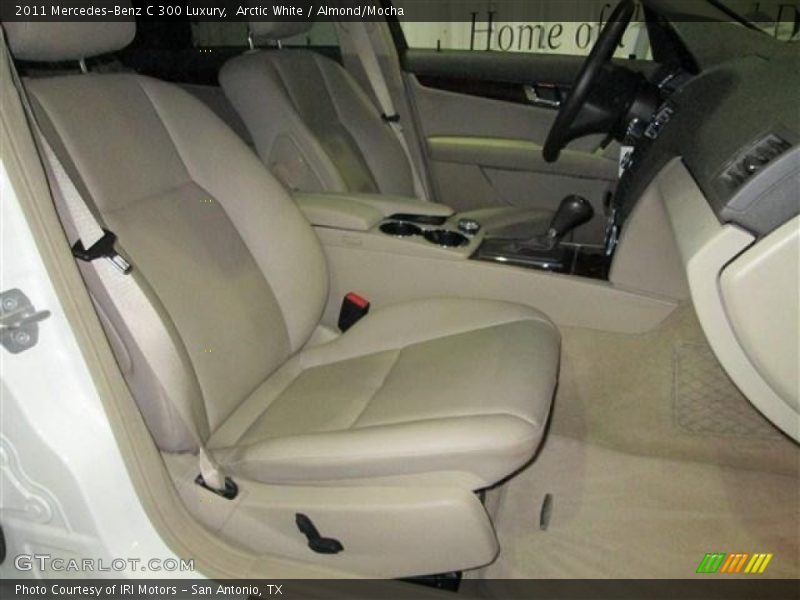 Arctic White / Almond/Mocha 2011 Mercedes-Benz C 300 Luxury