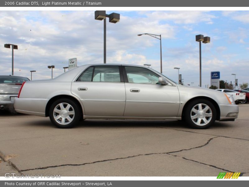 Light Platinum Metallic / Titanium 2006 Cadillac DTS