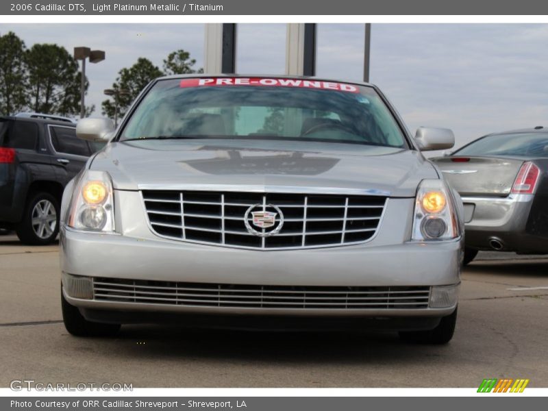 Light Platinum Metallic / Titanium 2006 Cadillac DTS