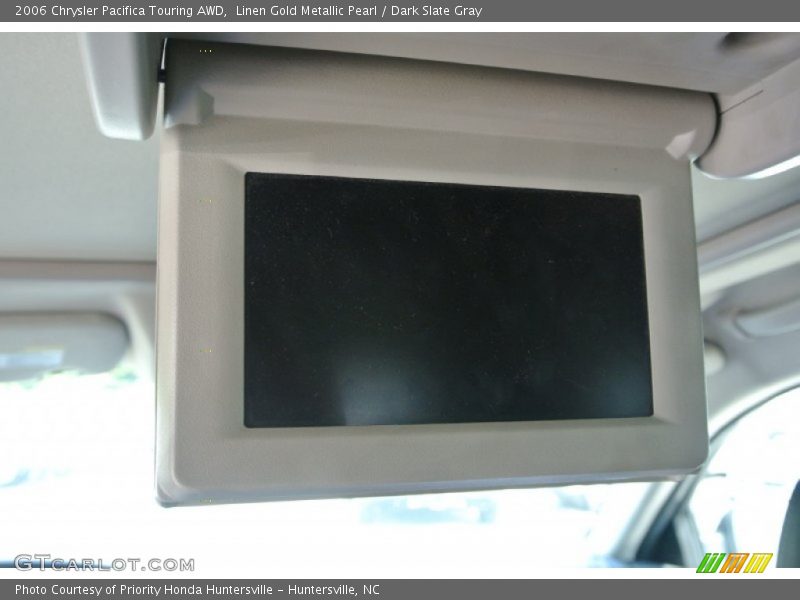 Linen Gold Metallic Pearl / Dark Slate Gray 2006 Chrysler Pacifica Touring AWD