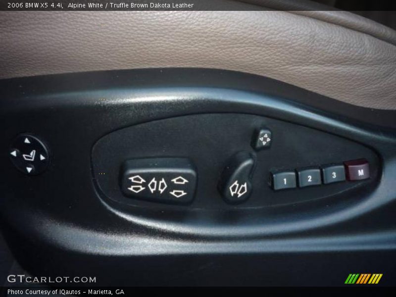 Alpine White / Truffle Brown Dakota Leather 2006 BMW X5 4.4i