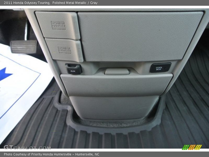 Polished Metal Metallic / Gray 2011 Honda Odyssey Touring