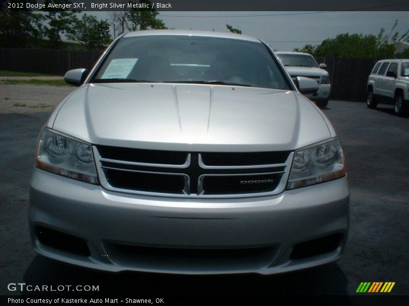 Bright Silver Metallic / Black 2012 Dodge Avenger SXT