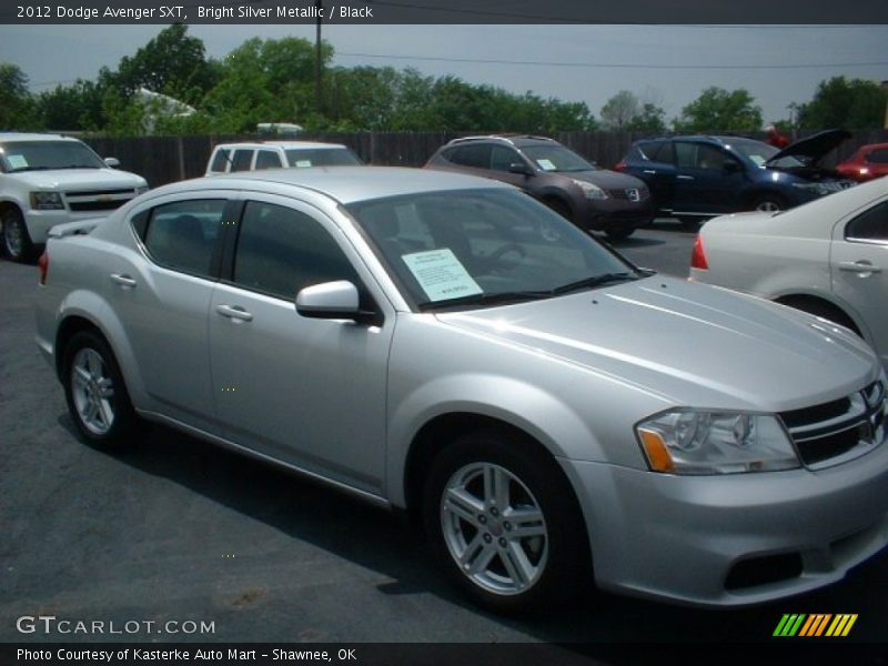 Bright Silver Metallic / Black 2012 Dodge Avenger SXT