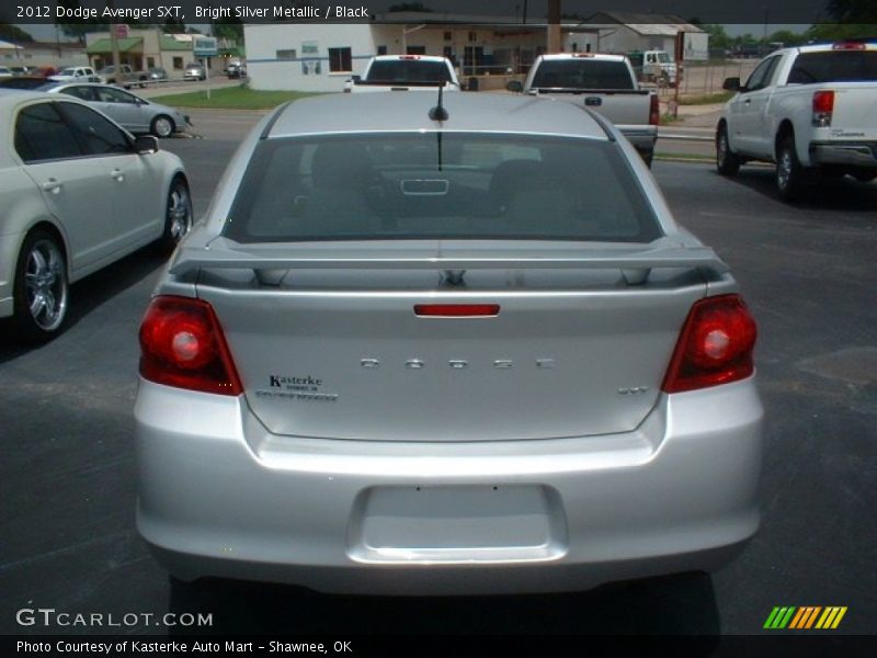 Bright Silver Metallic / Black 2012 Dodge Avenger SXT