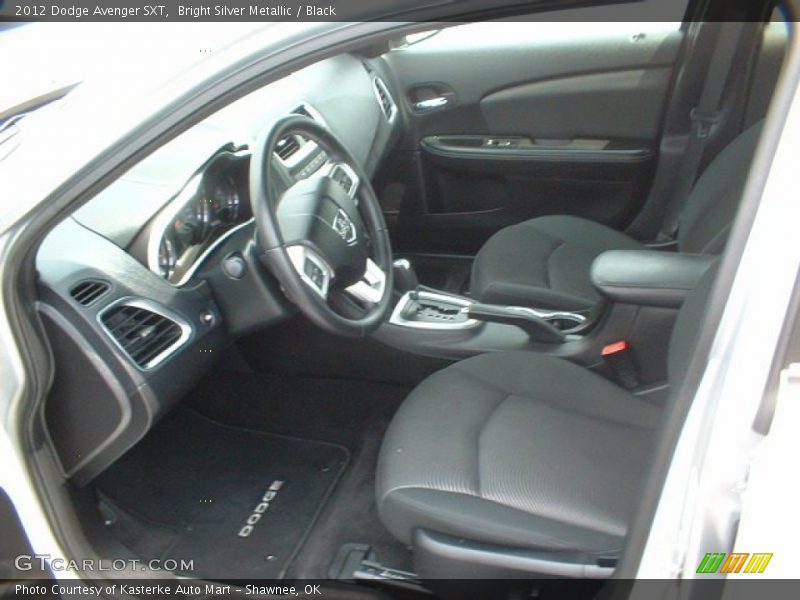 Bright Silver Metallic / Black 2012 Dodge Avenger SXT