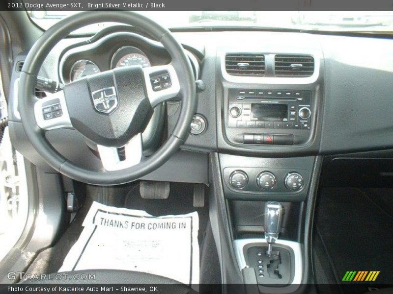 Bright Silver Metallic / Black 2012 Dodge Avenger SXT