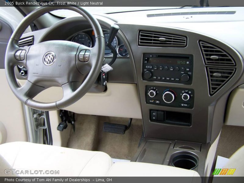 Frost White / Light Neutral 2005 Buick Rendezvous CX