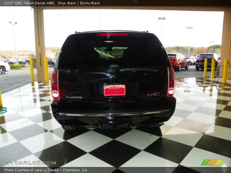 Onyx Black / Ebony Black 2007 GMC Yukon Denali AWD