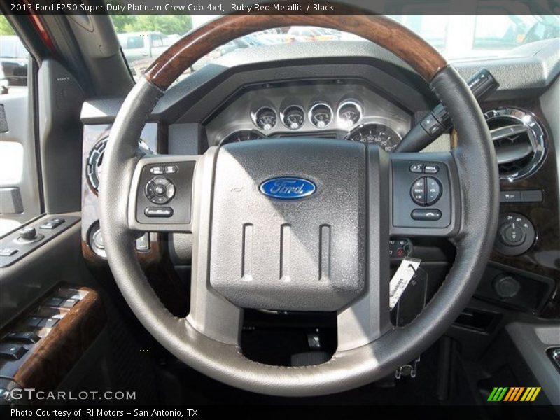  2013 F250 Super Duty Platinum Crew Cab 4x4 Steering Wheel