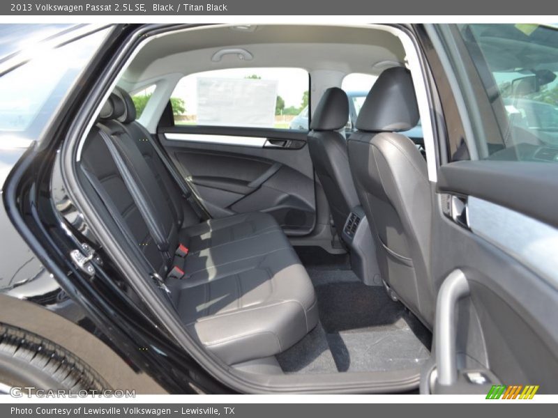 Black / Titan Black 2013 Volkswagen Passat 2.5L SE