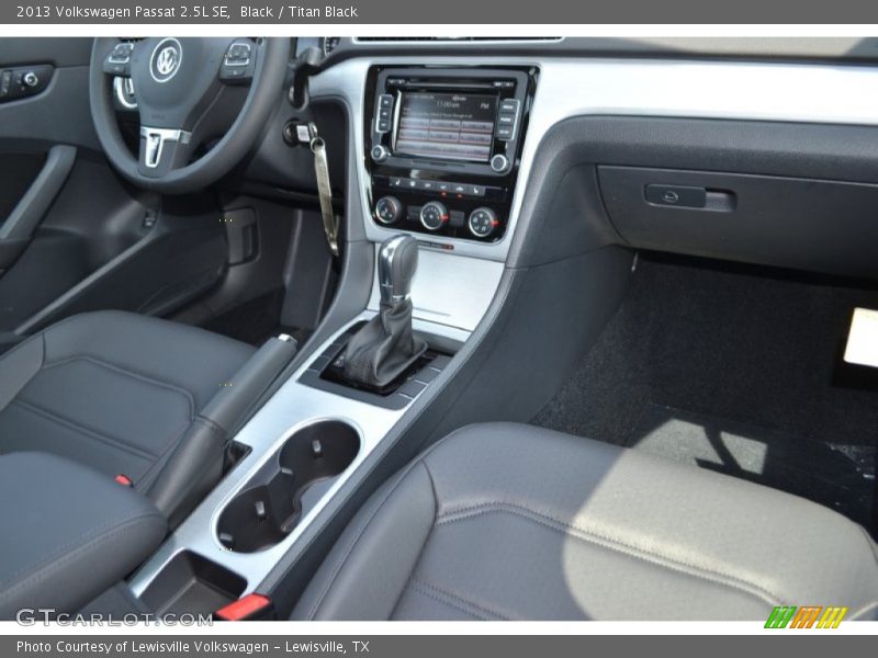 Black / Titan Black 2013 Volkswagen Passat 2.5L SE