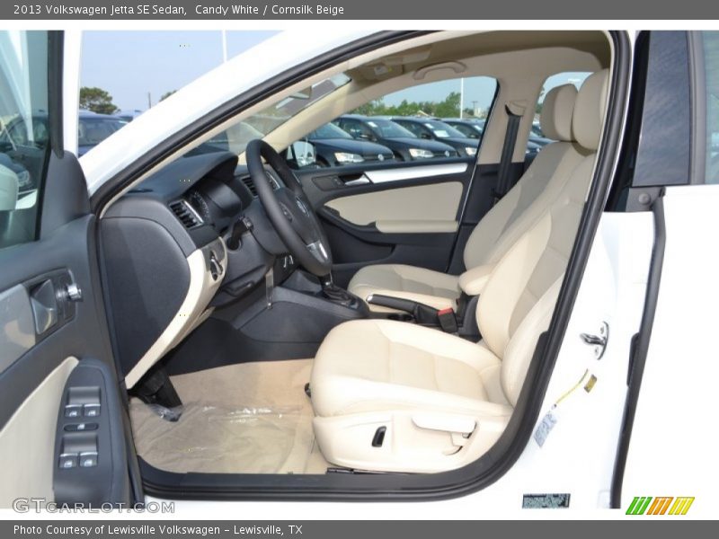 Candy White / Cornsilk Beige 2013 Volkswagen Jetta SE Sedan