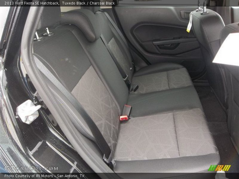 Tuxedo Black / Charcoal Black 2013 Ford Fiesta SE Hatchback