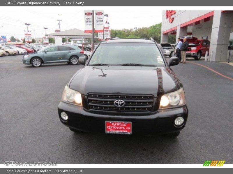 Black / Ivory 2002 Toyota Highlander Limited