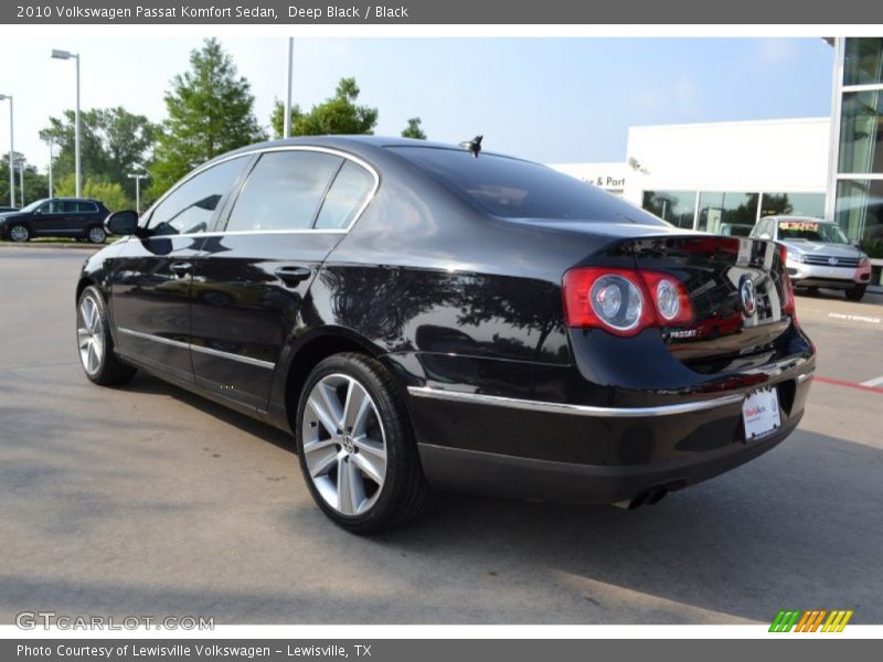 Deep Black / Black 2010 Volkswagen Passat Komfort Sedan