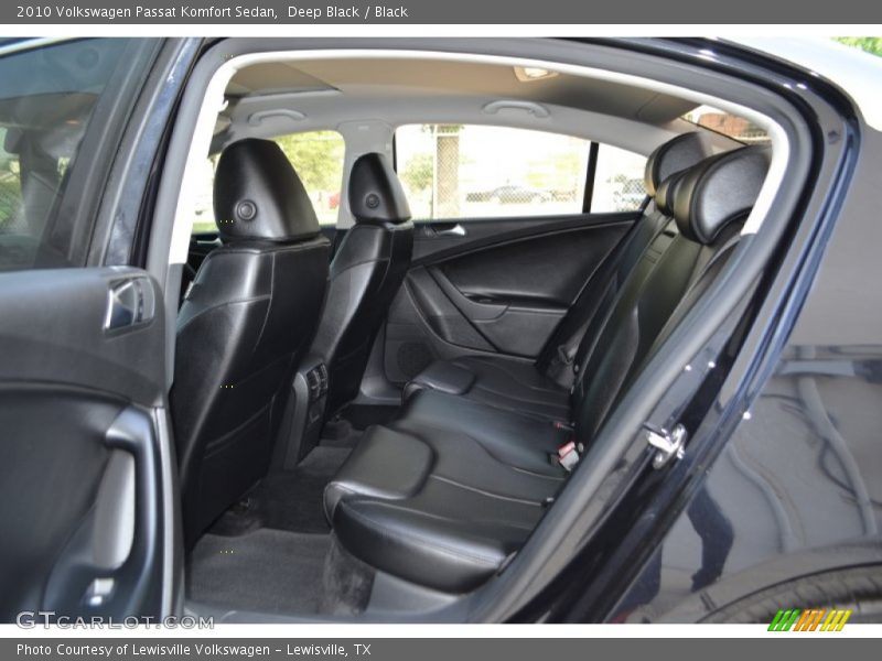 Deep Black / Black 2010 Volkswagen Passat Komfort Sedan