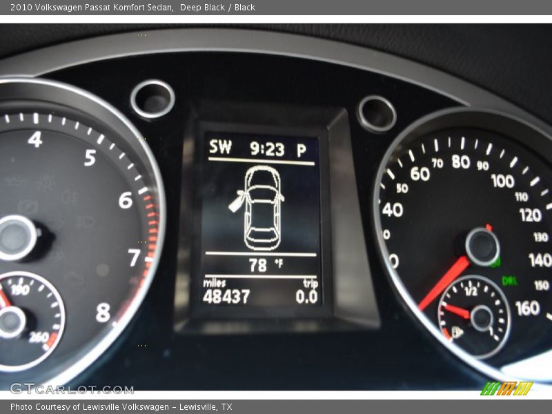 Deep Black / Black 2010 Volkswagen Passat Komfort Sedan
