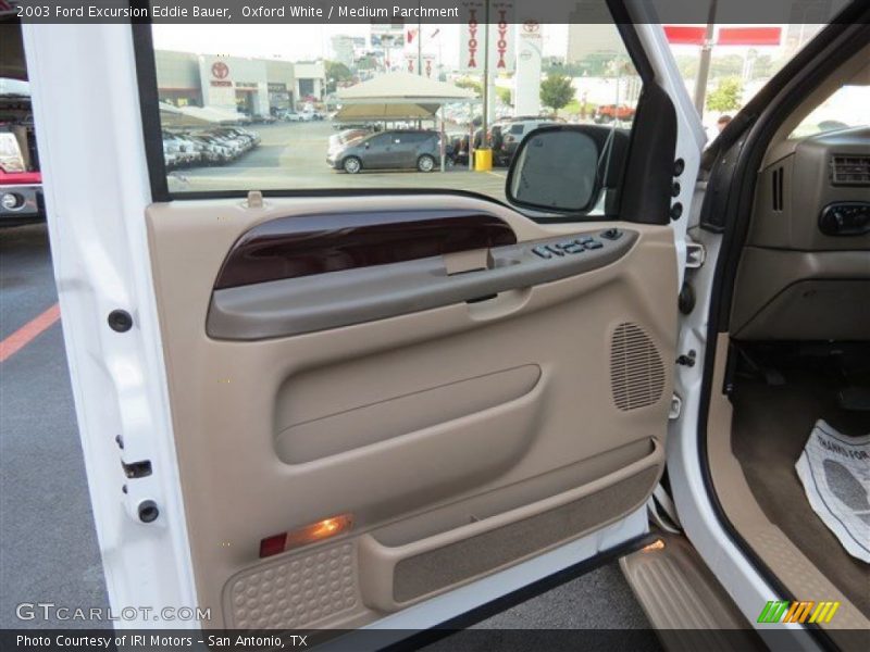 Door Panel of 2003 Excursion Eddie Bauer