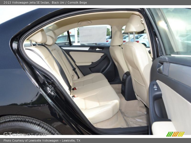 Black Uni / Cornsilk Beige 2013 Volkswagen Jetta SE Sedan