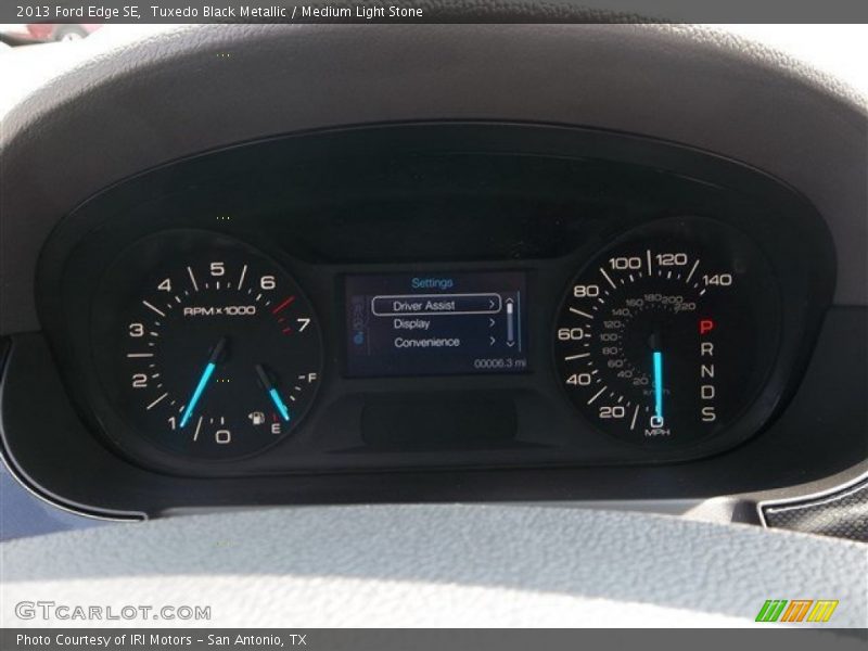 Tuxedo Black Metallic / Medium Light Stone 2013 Ford Edge SE