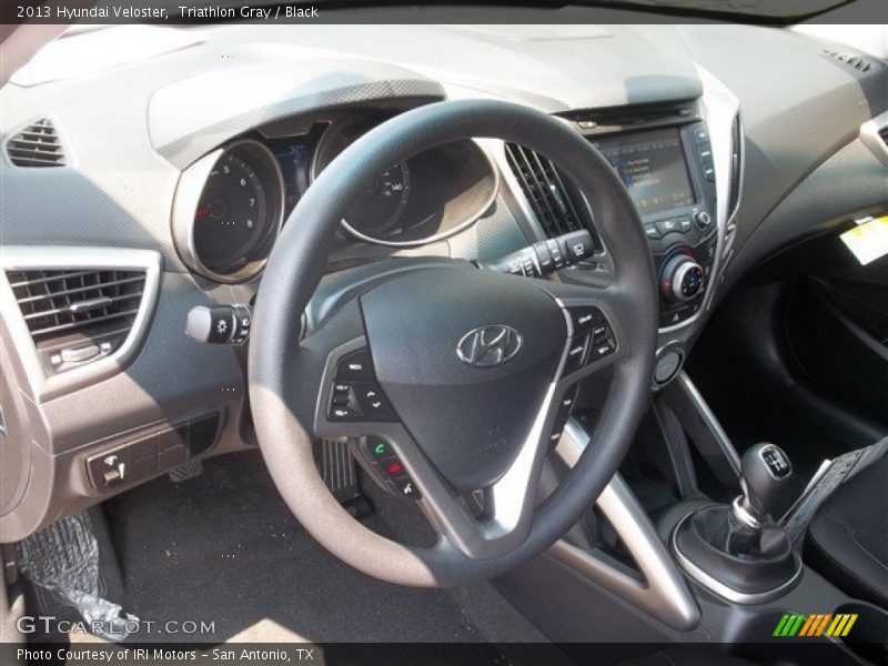 Triathlon Gray / Black 2013 Hyundai Veloster