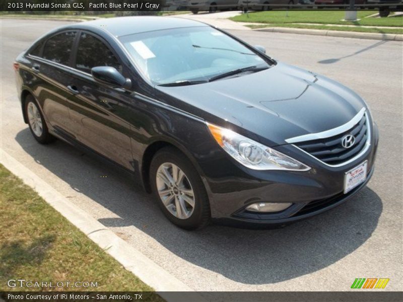 Pacific Blue Pearl / Gray 2013 Hyundai Sonata GLS