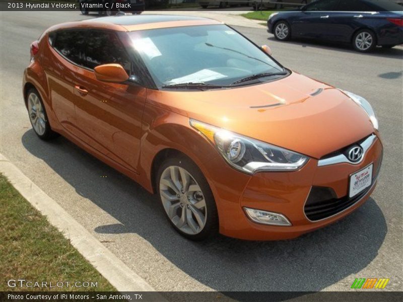 Vitamin C / Black 2013 Hyundai Veloster