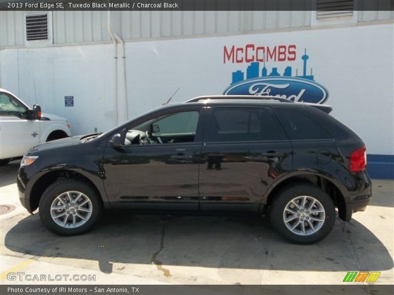 Tuxedo Black Metallic / Charcoal Black 2013 Ford Edge SE