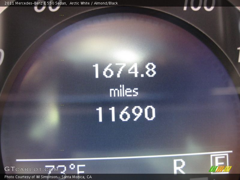 Arctic White / Almond/Black 2011 Mercedes-Benz E 550 Sedan
