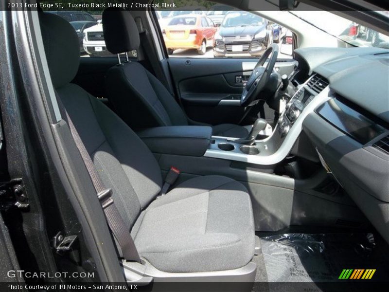 Tuxedo Black Metallic / Charcoal Black 2013 Ford Edge SE