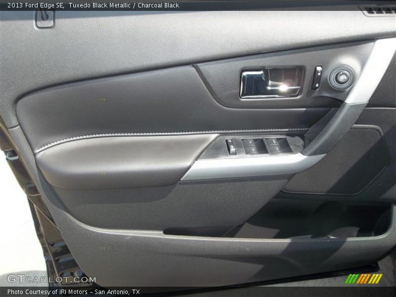 Tuxedo Black Metallic / Charcoal Black 2013 Ford Edge SE
